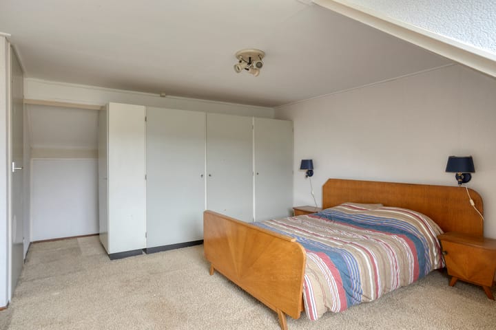 Photo 36 of Vijverlaan 12