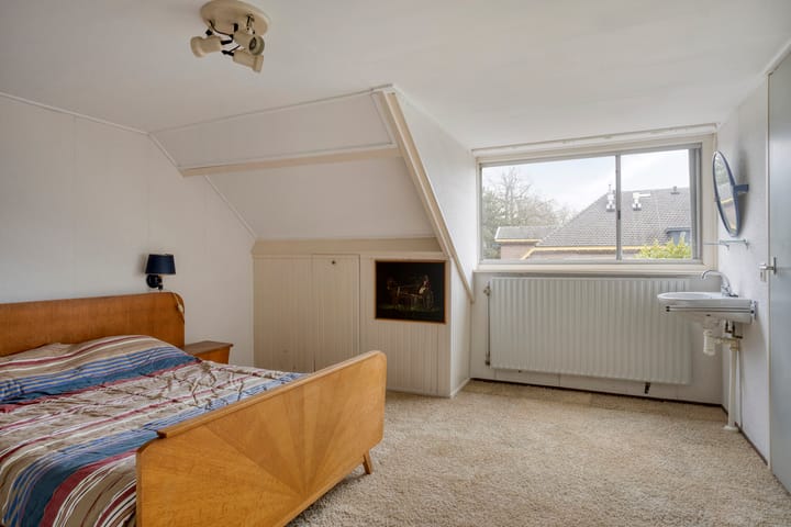 Photo 37 of Vijverlaan 12