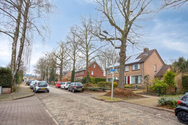 Photo 50 of Vijverlaan 12