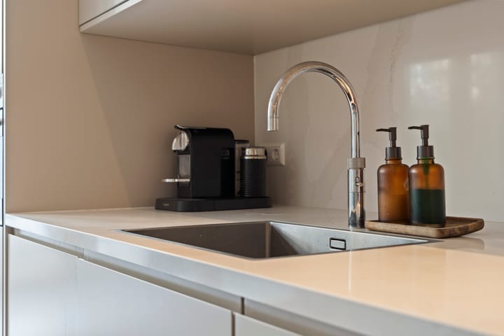 Foto 19 van Joan Melchior Kemperstraat 52