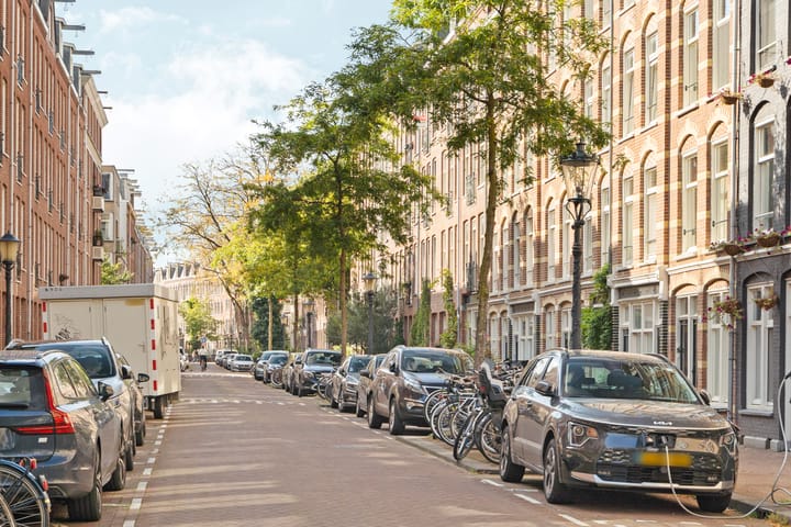 Foto 48 van Joan Melchior Kemperstraat 52