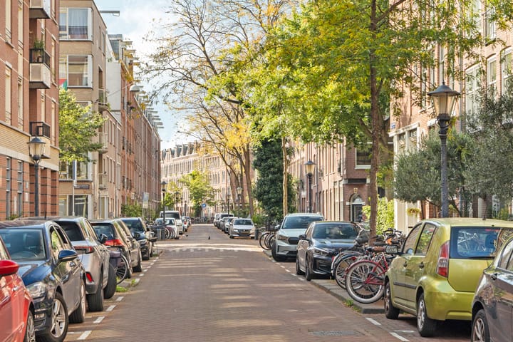 Foto 49 van Joan Melchior Kemperstraat 52