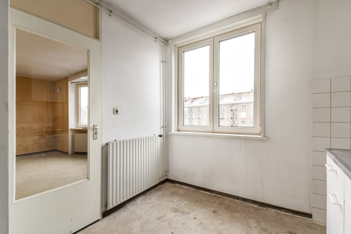 Photo 12 of Postjeskade 65-B