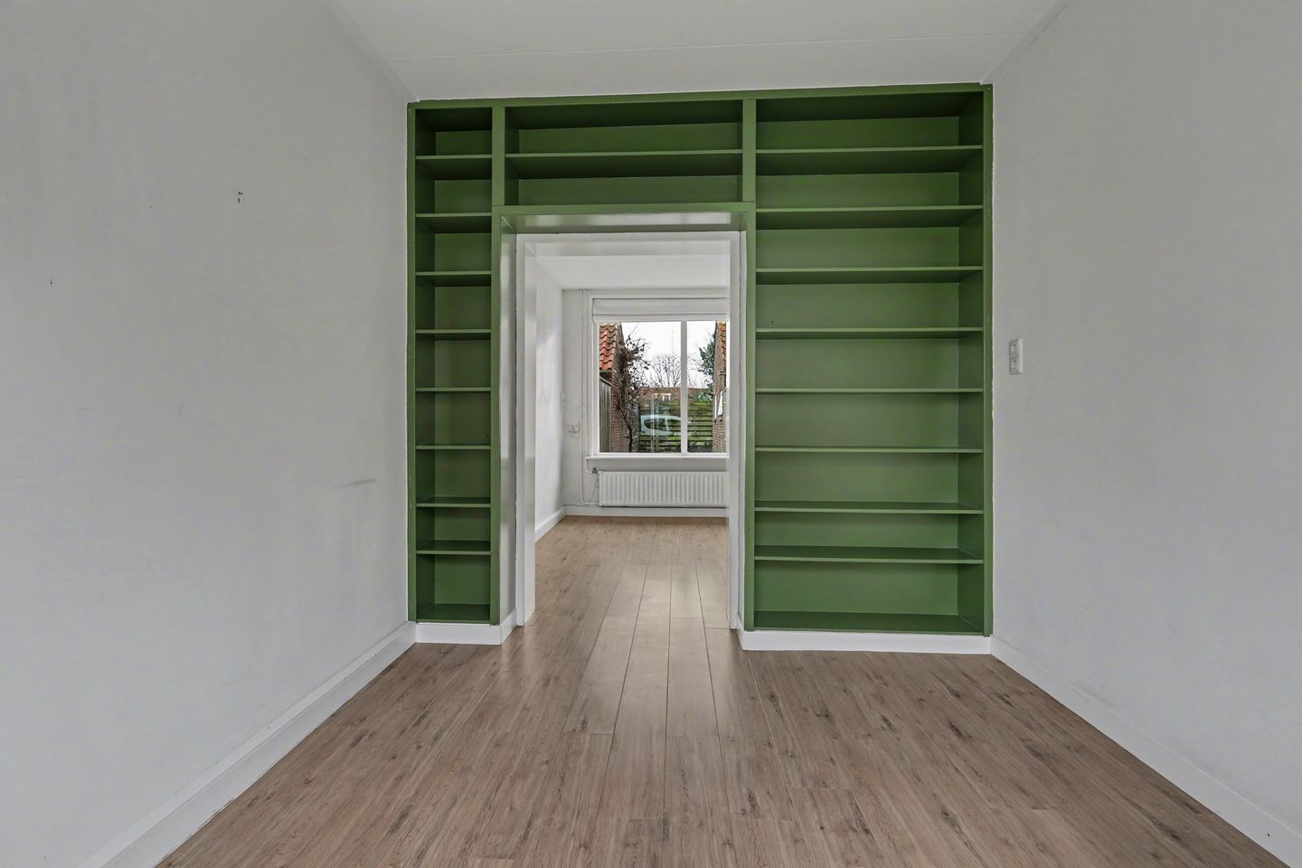 Photo 10 of Koningin Julianastraat 8