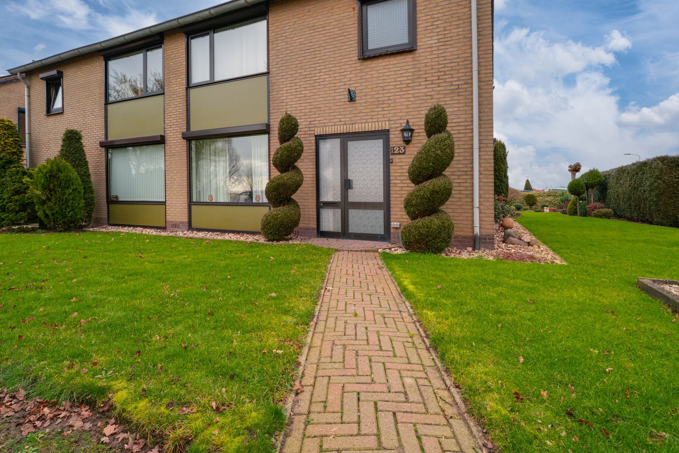 Foto 9 van Witte Kruis 123