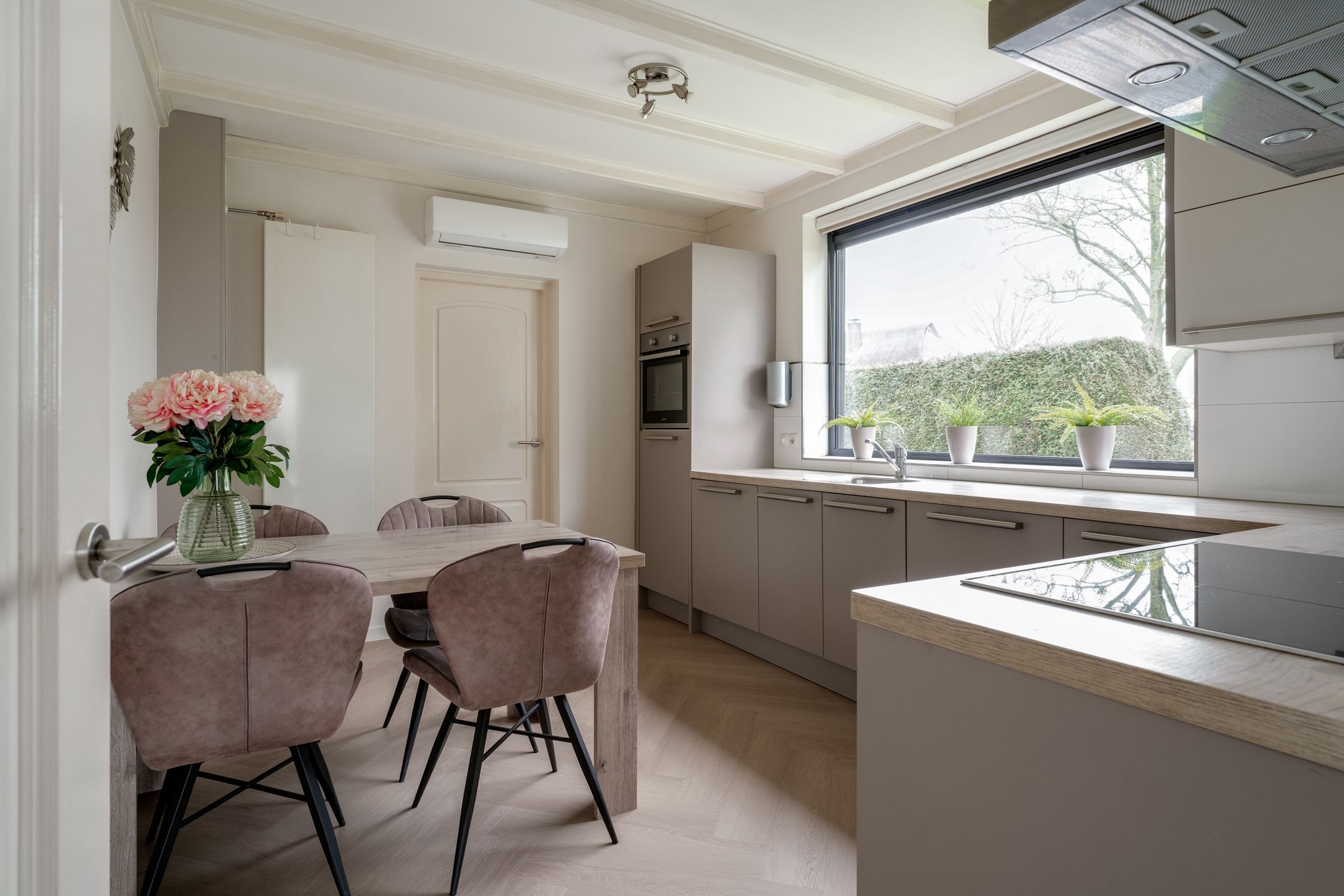 Foto 24 van Witte Kruis 123