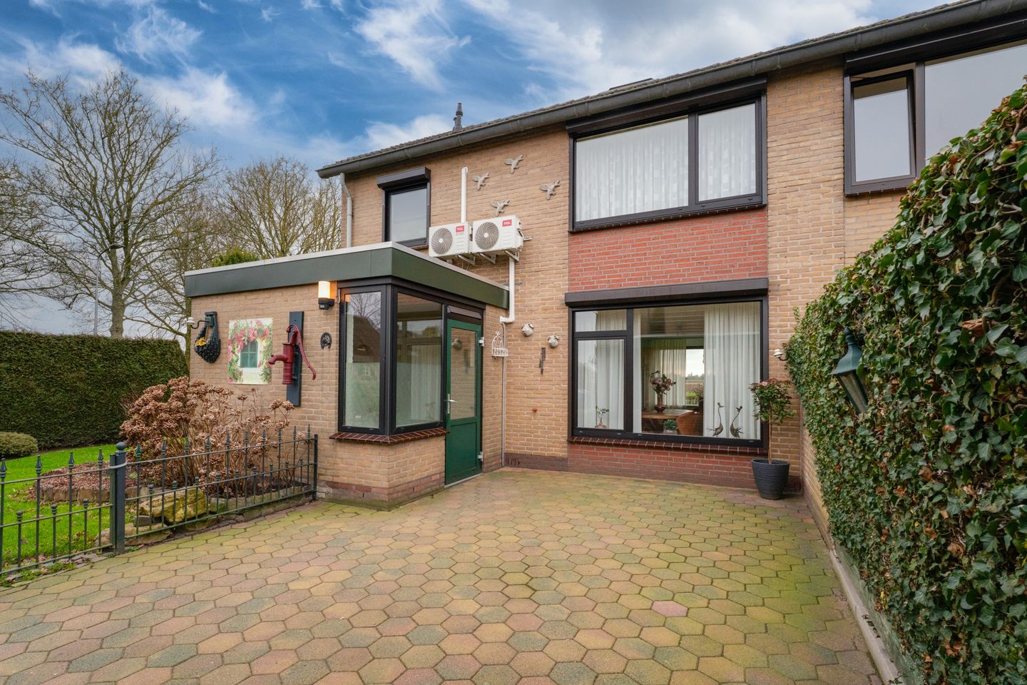 Foto 34 van Witte Kruis 123