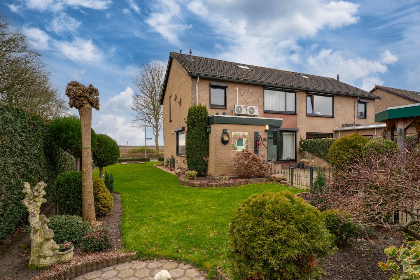 Foto 35 van Witte Kruis 123