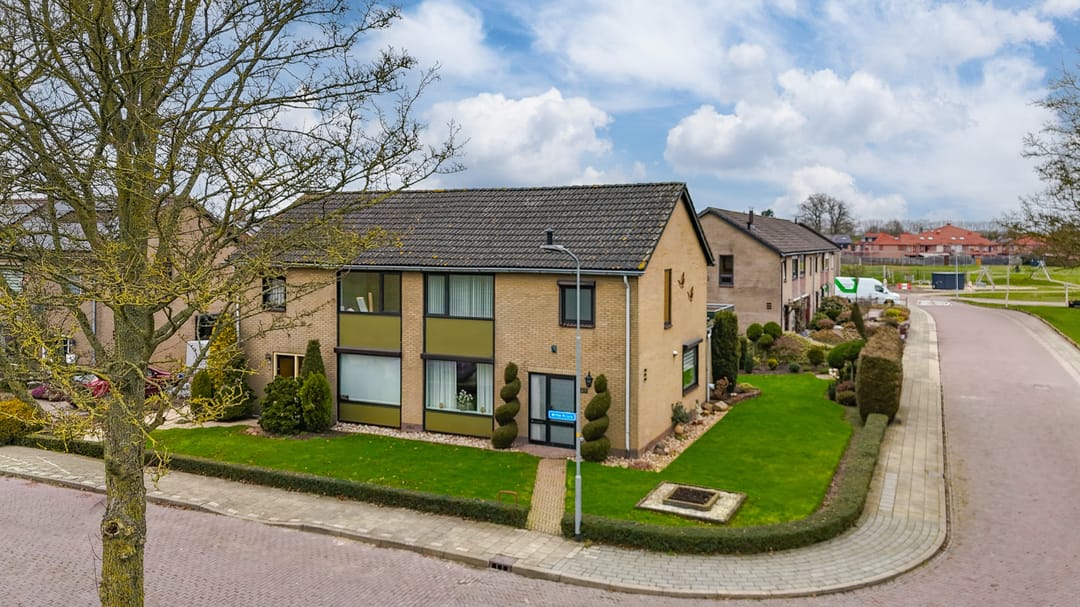 Foto 1 van Witte Kruis 123