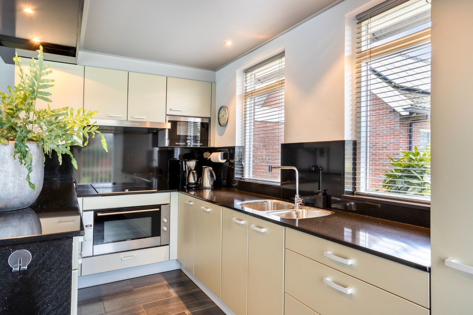 Photo 15 of Hollanderdijk 2