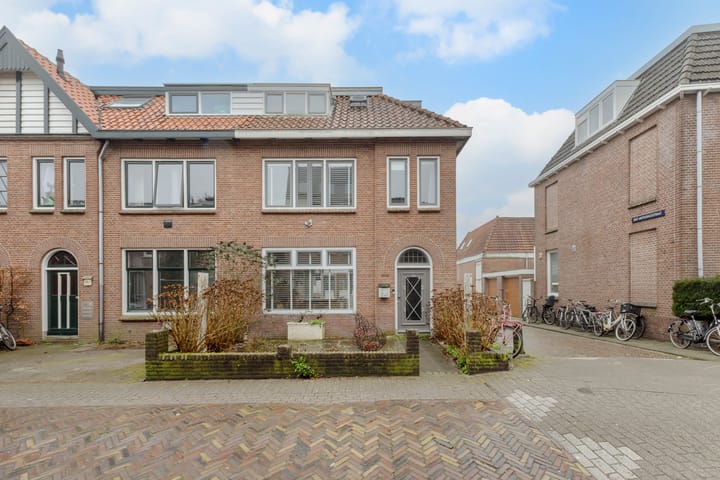Stuartstraat 111