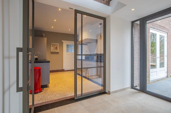 Photo 19 of Stationsstraat 25