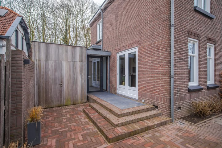 Photo 22 of Stationsstraat 25