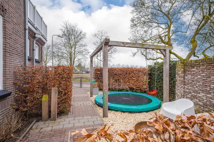 Photo 25 of Stationsstraat 25