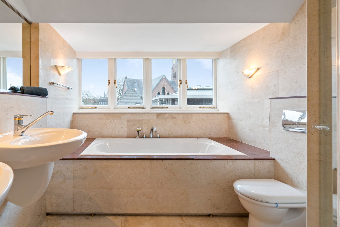 Photo 40 of Huizerweg 12