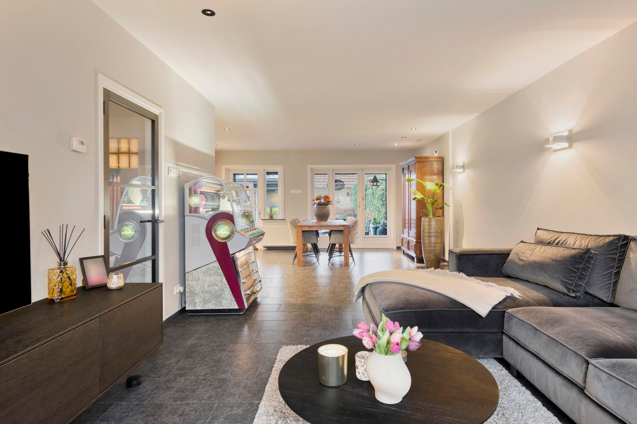 Foto 9 van Ringbaan-Zuid 147