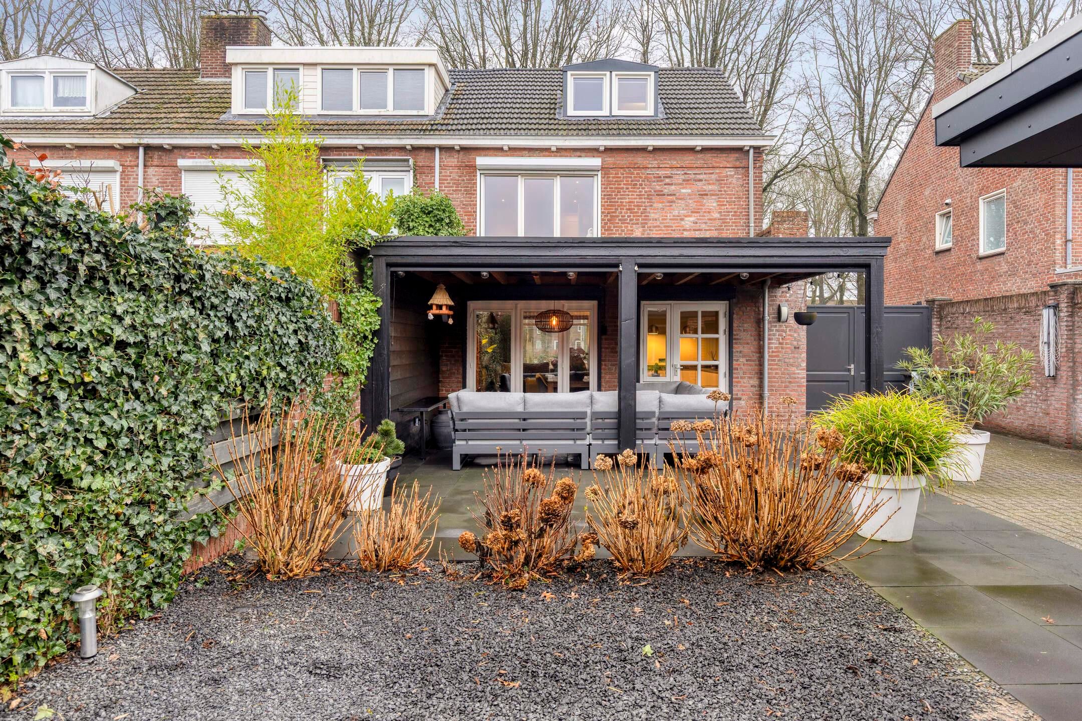 Foto 15 van Ringbaan-Zuid 147