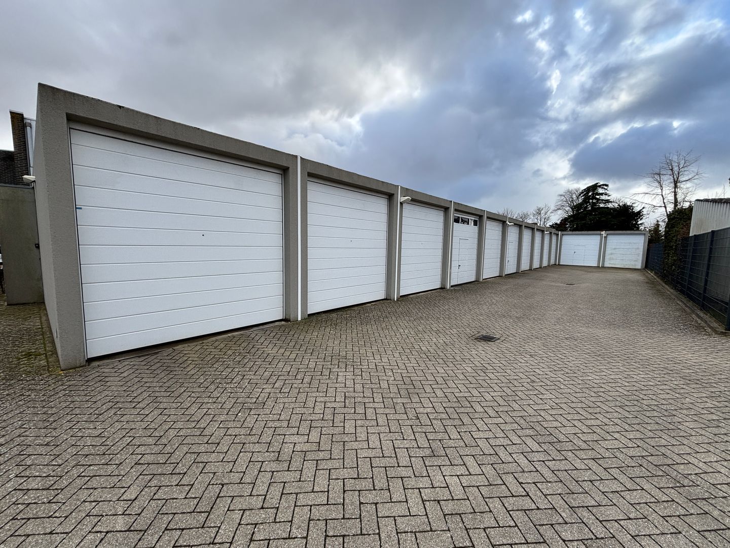 View photo 2 of Satellietbaan 9