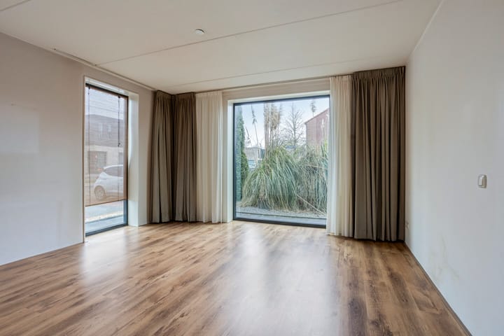 Foto 2 van Bachstraat 11