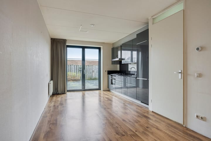 Foto 6 van Bachstraat 11