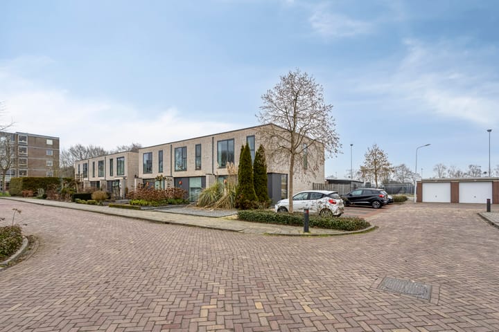 Foto 24 van Bachstraat 11