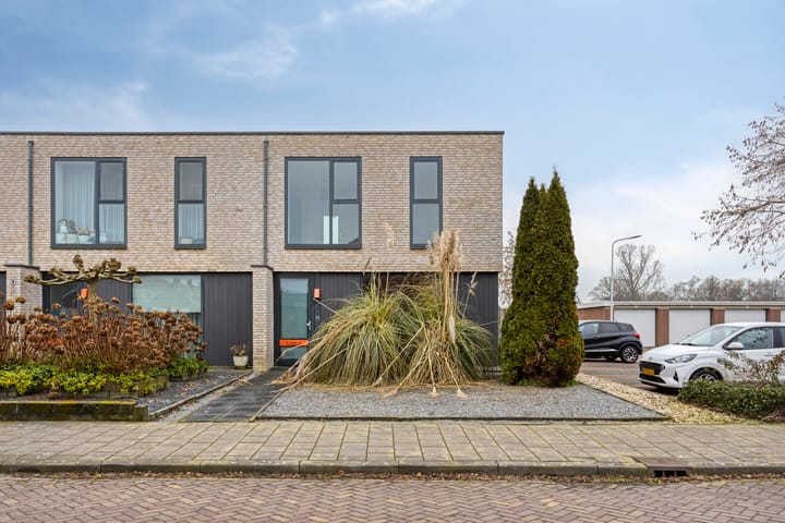 Foto 26 van Bachstraat 11