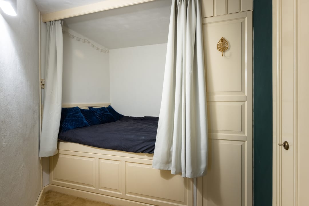 Foto 43 van Burg Roosmale Nepveulaan 2