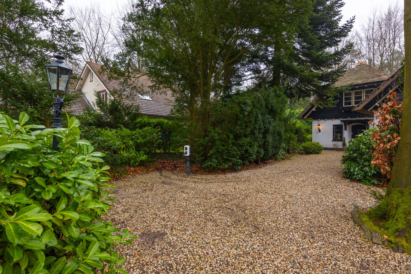 Foto 55 van Burg Roosmale Nepveulaan 2