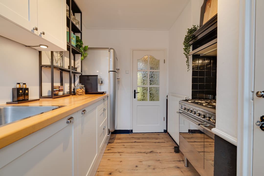 Photo 11 of Voorlandseweg 9