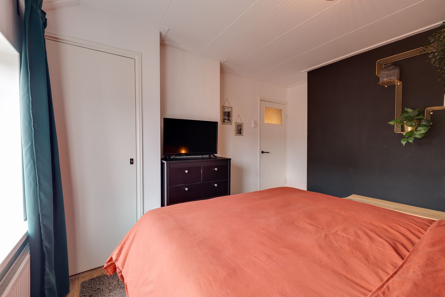 Photo 20 of Voorlandseweg 9