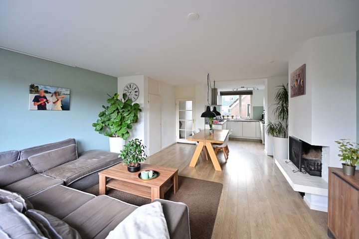 Foto 2 van Rendier 47