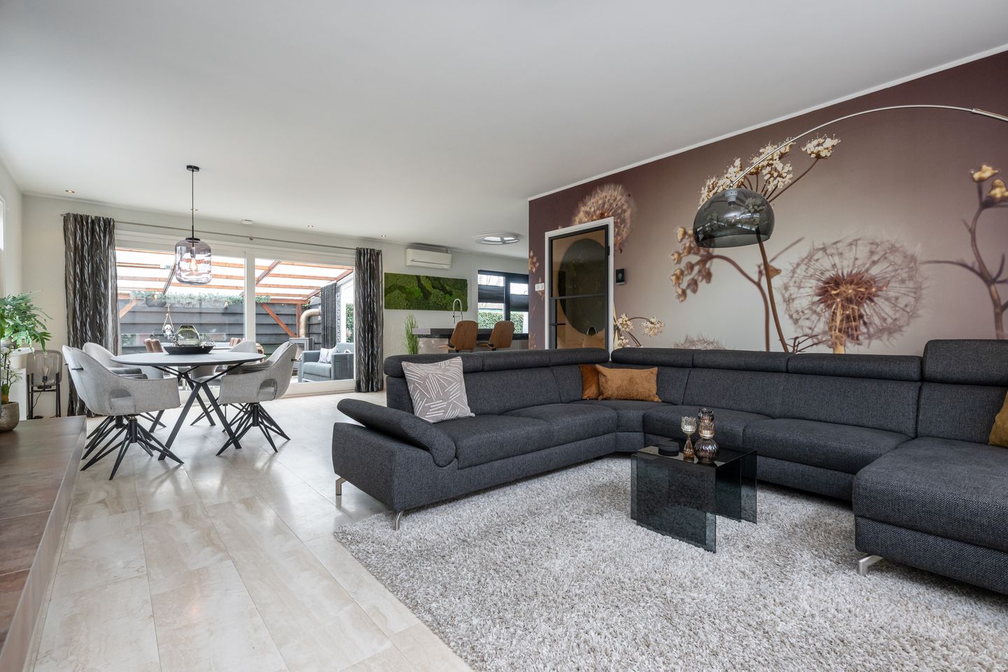 Photo 4 of Ds. Wentinkstraat 15-A