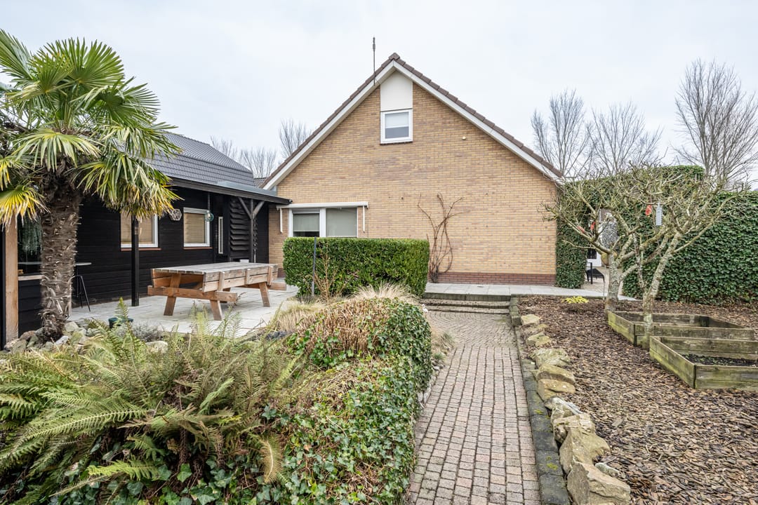 Photo 46 of Ds. Wentinkstraat 15-A