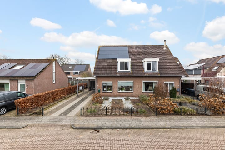 Photo 2 of van Dijksweg 26