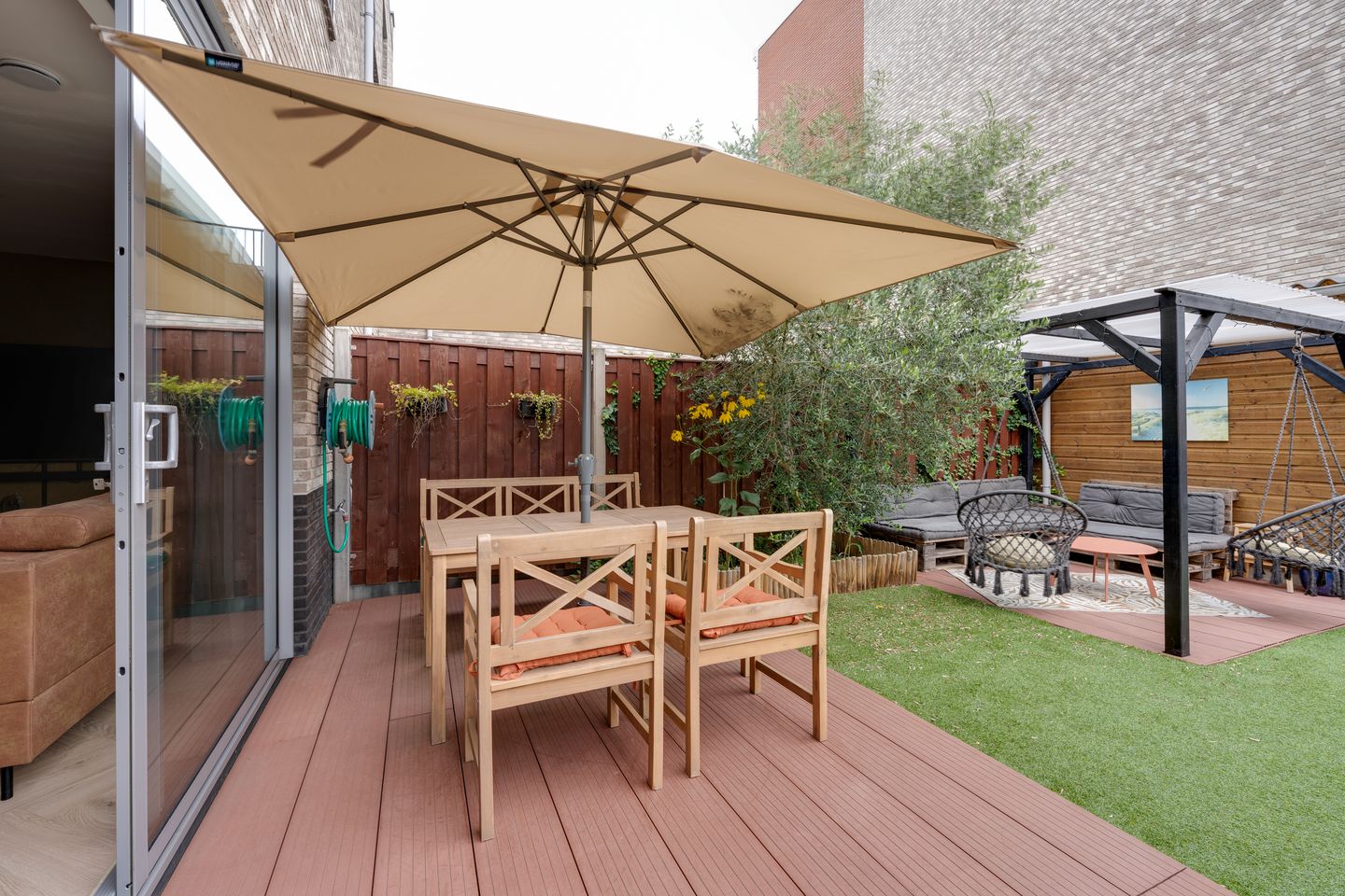 Photo 20 of Voorbuurt 33