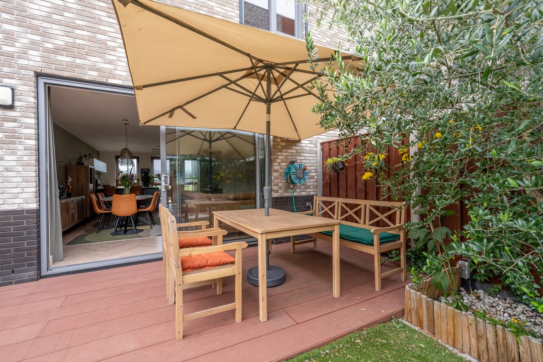 Photo 22 of Voorbuurt 33