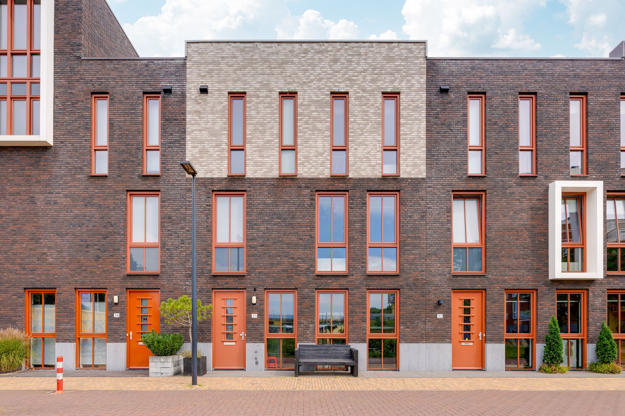 Photo 51 of Voorbuurt 33