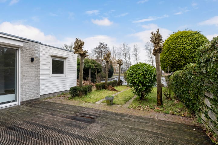 Photo 12 of Staniastate 24