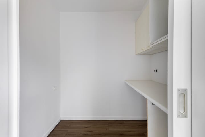 Photo 28 of Staniastate 24