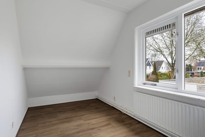 Photo 38 of Staniastate 24