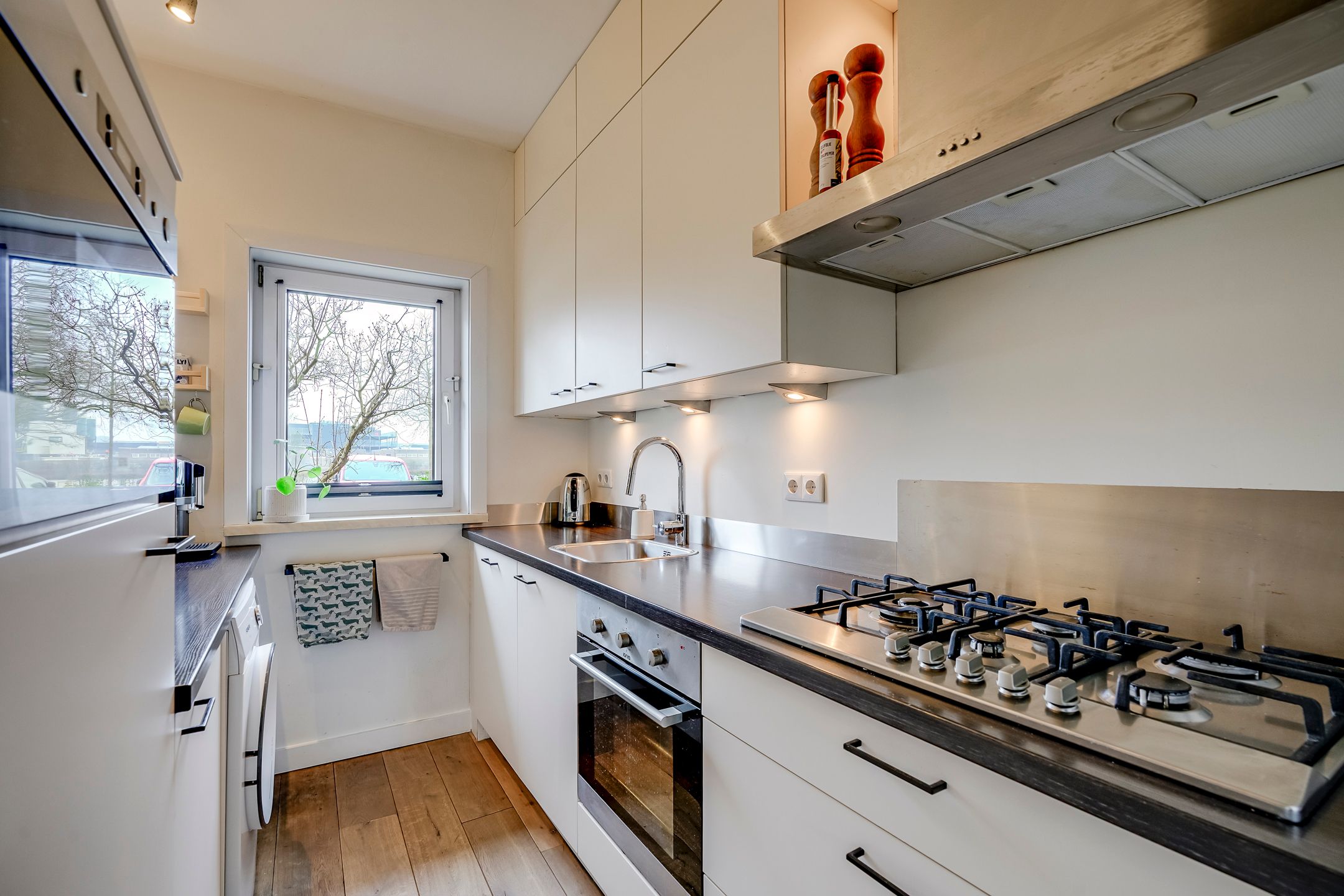 Foto 15 van Loggerstraat 8