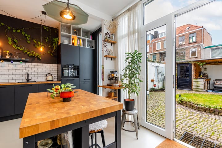 Foto 19 van Tielman Oemstraat 22