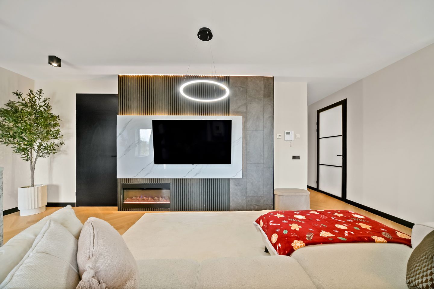 Foto 10 van Jaap van der Hoekplaats 62