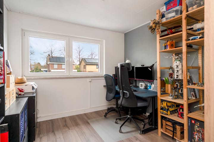 Photo 34 of Rienstraat 6