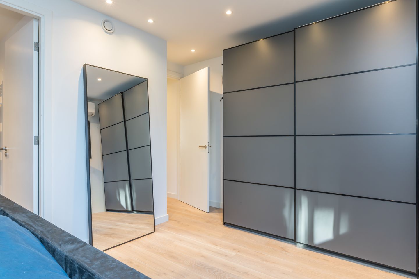 Photo 25 of Reinaldstraat 40