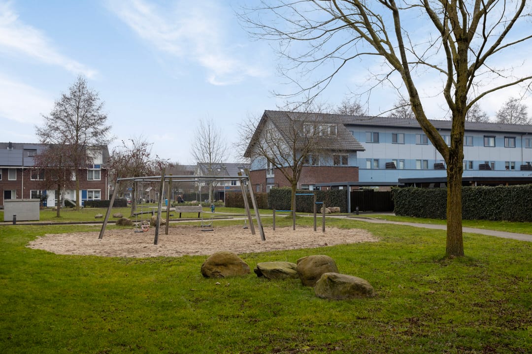 Foto 22 van MacBridestraat 28