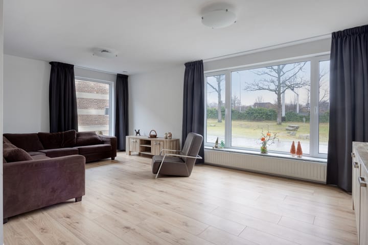 Foto 2 van Oudestraat 4