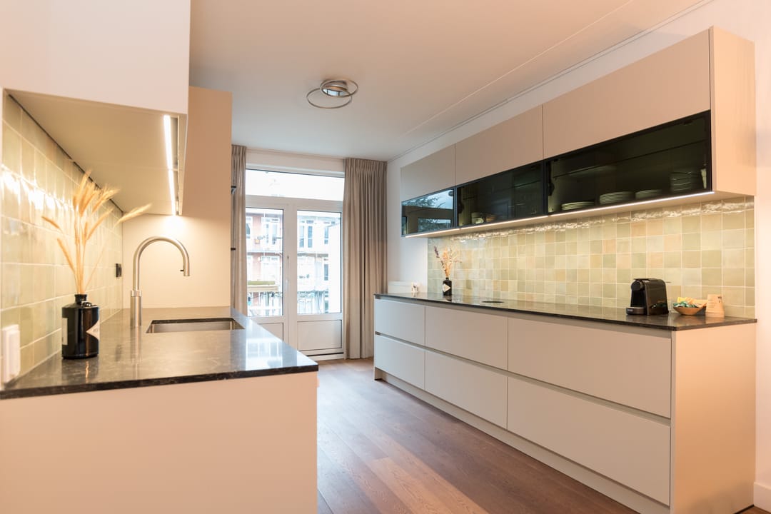 Foto 1 van Admiraal De Ruijterweg 380-2