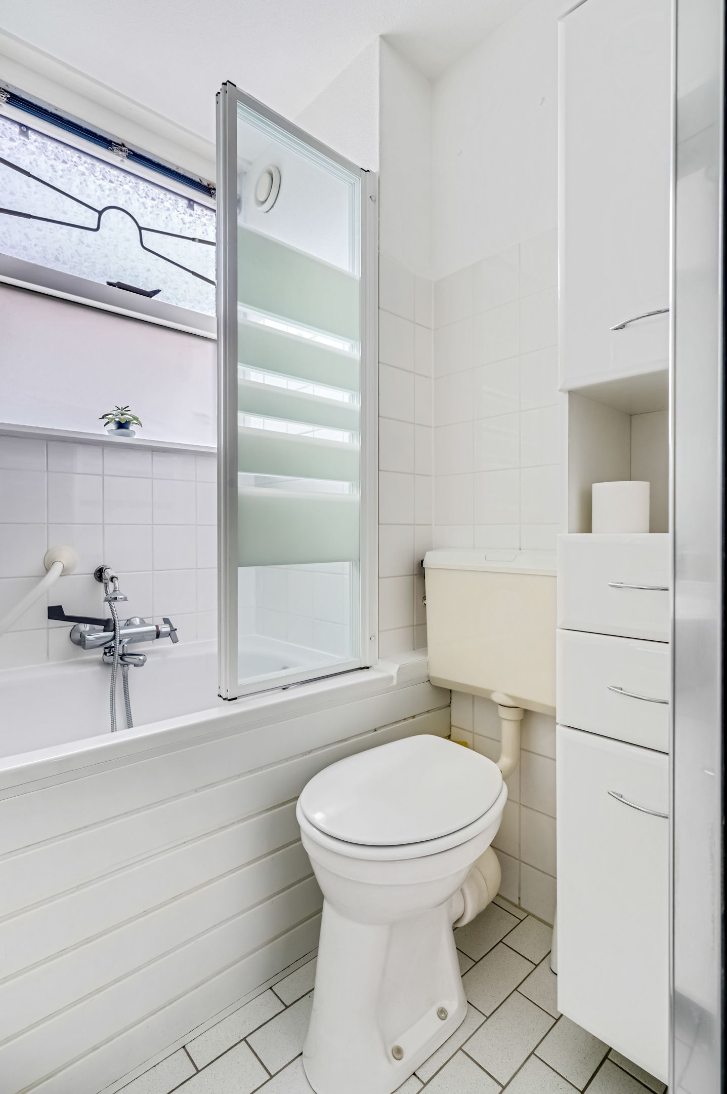 Photo 18 of Jordaensstraat 12