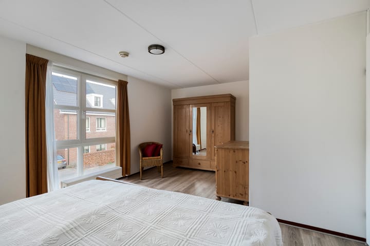 Foto 24 van Prins Clausstraat 12